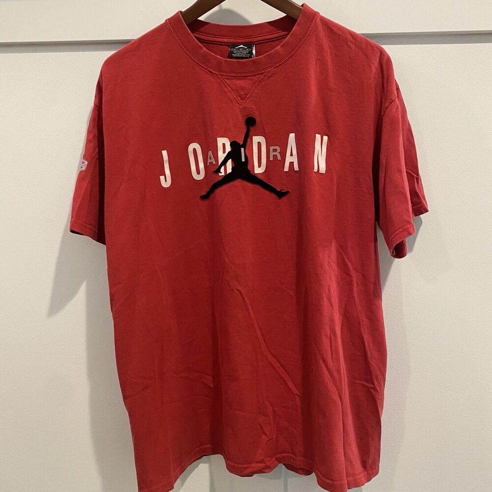 Y2K Air Jordan T-Shirt Men M Jumpman Logo Red Short Sleeve Velvet #23 Honduras